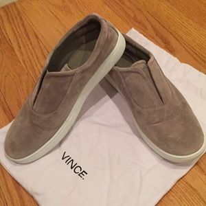 Vince slip on suede sneaker sz 6.5
